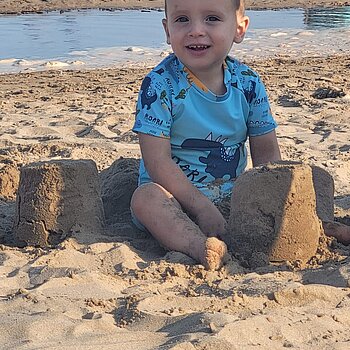 Ma tour de sable s'appelle mamie 🤣