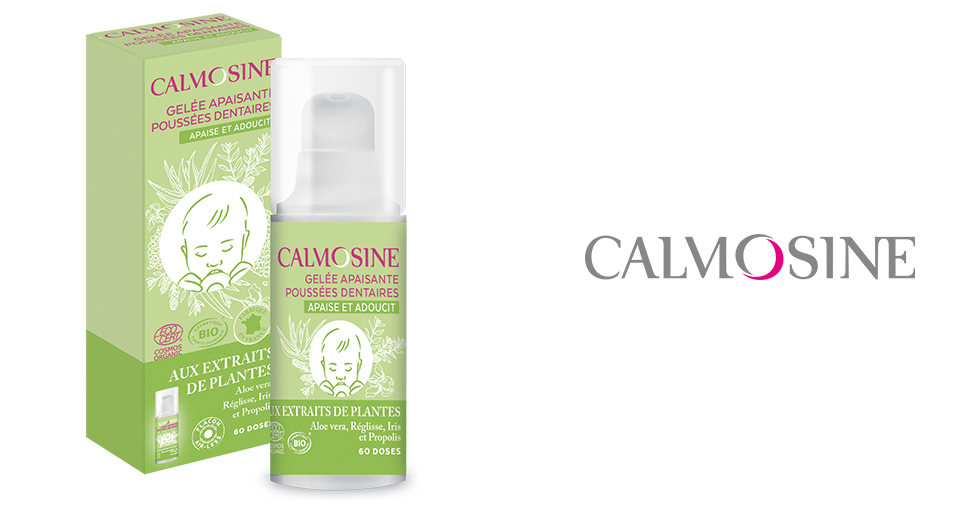 Une boîte et un flacon pulvérisateur de couleur verte étiquetés "CALMOSINE", avec un visage d'enfant représenté sur l'emballage, ce qui indique qu'il s'agit d'un produit pour enfants.